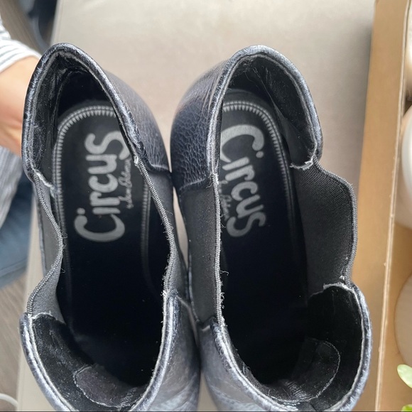 Circus by Sam Edelman Navy Leather Wedge Boots Size 6 - Picture 4 of 5